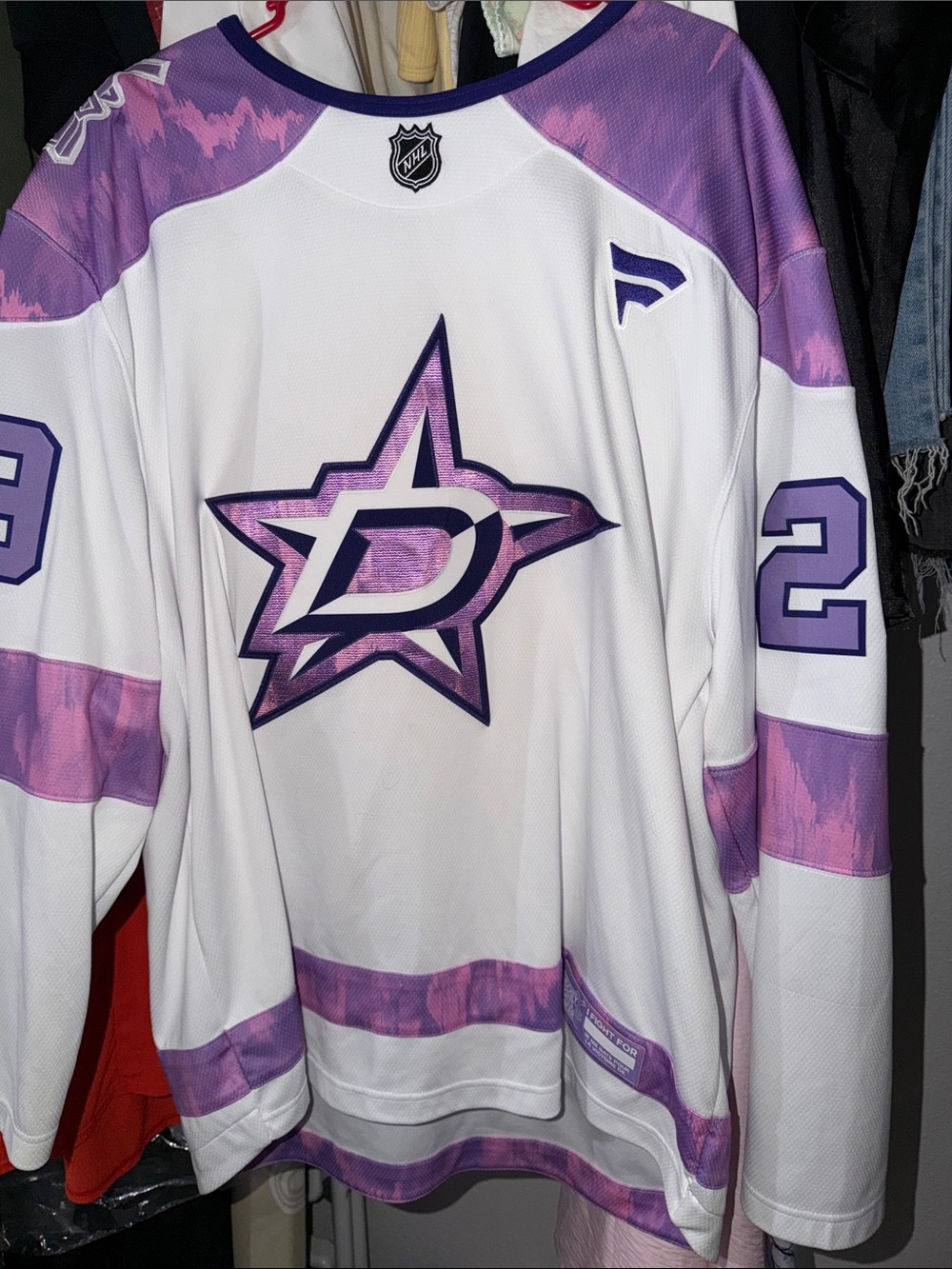 Dallas Stars Oettinger Jersey - Hockey Fights Cancer Edition